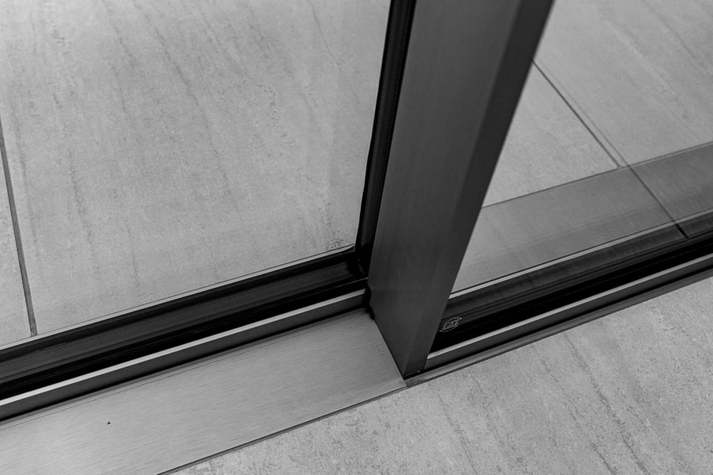 Ultraline minimal frame sliding door patio door kent showroom