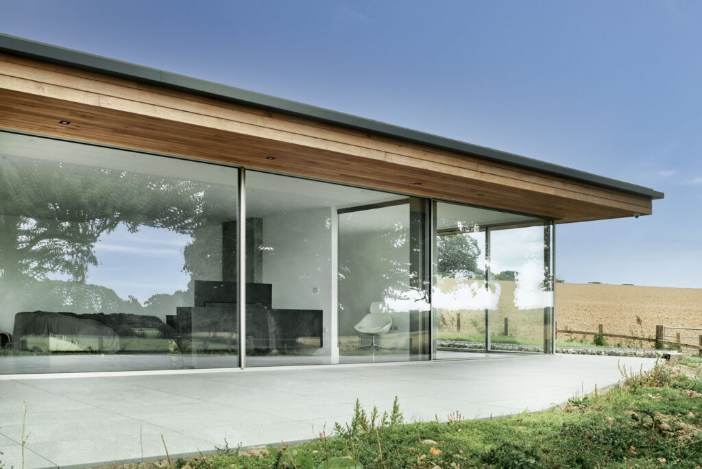 Minima’s frameless sliding doors